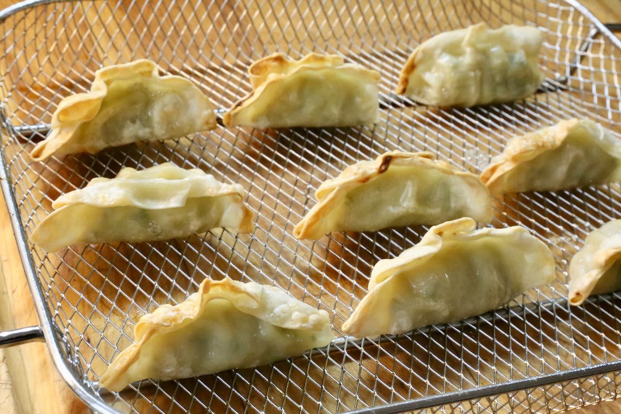 frozen potstickers in air fryer basket