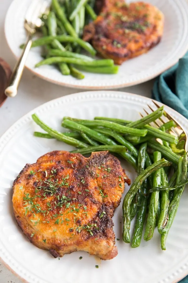how to cook thick pork chops and green beans in dual air fryer