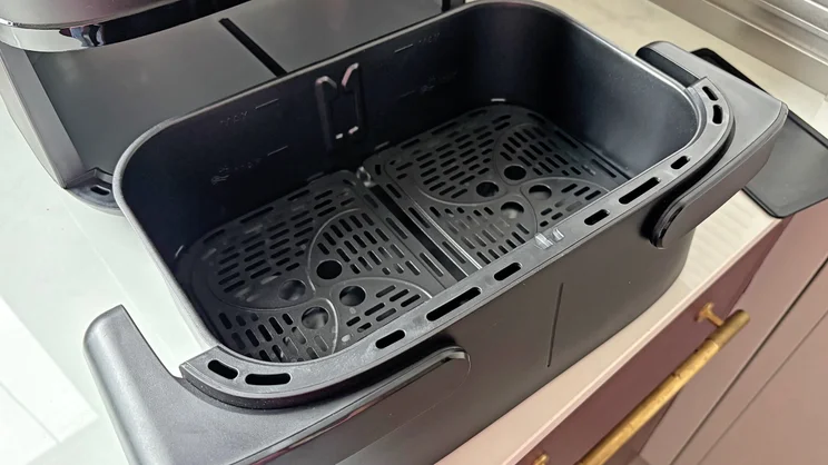 how to replace stripped screws on dual basket air fryer drawer